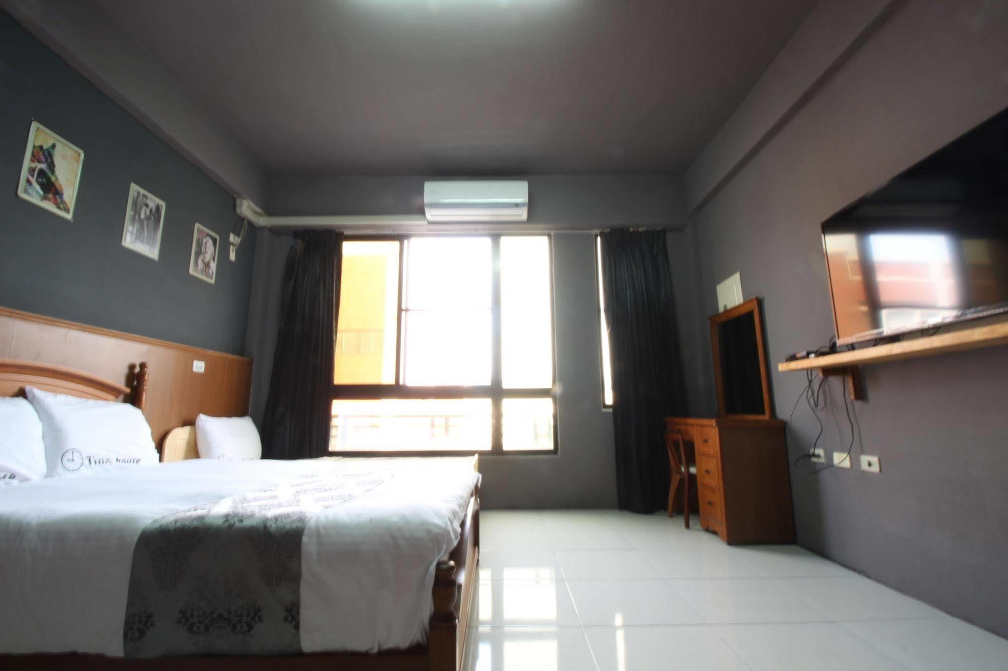 Time House Vacation Villa Кэньдин Экстерьер фото