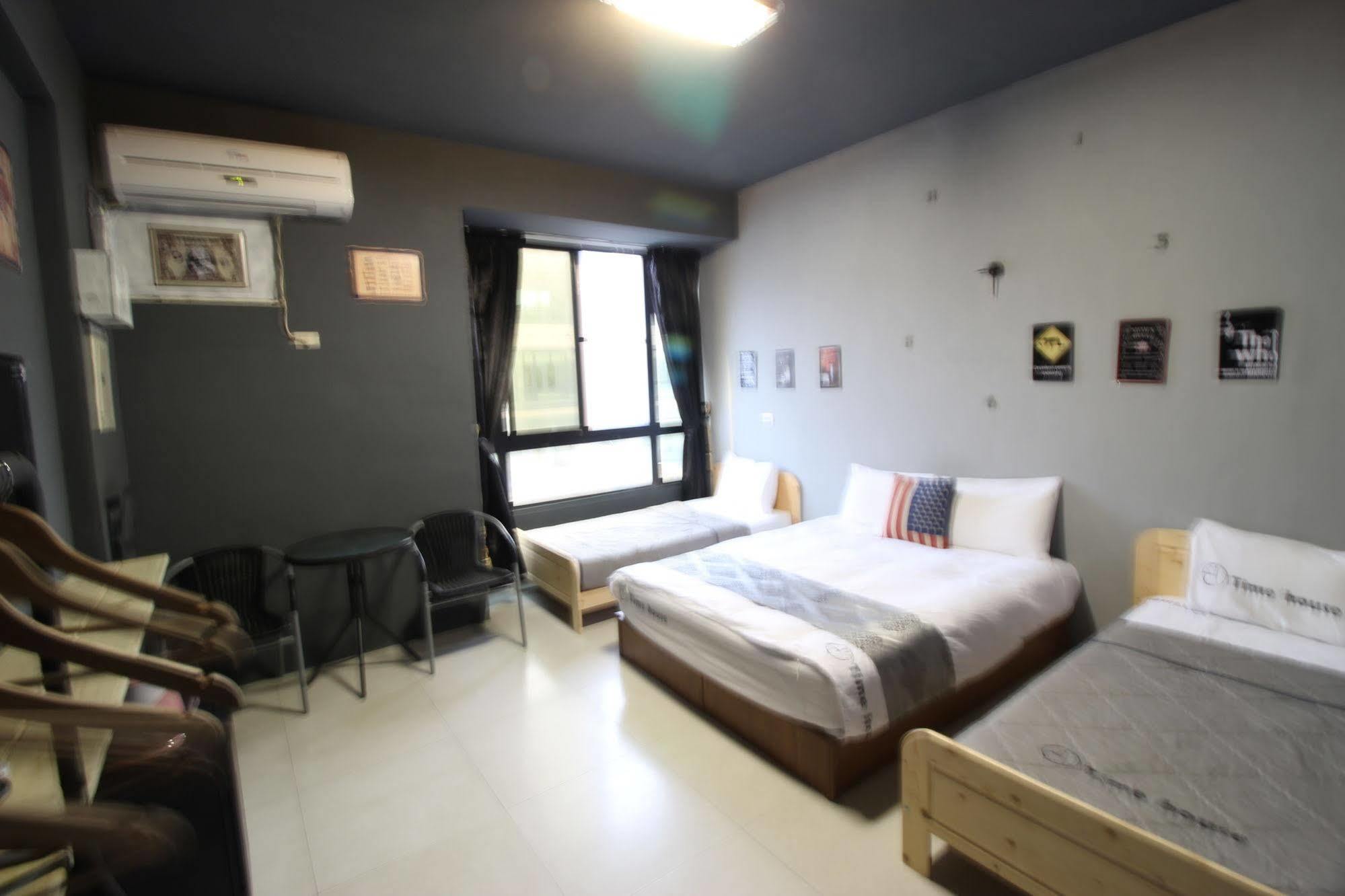Time House Vacation Villa Кэньдин Экстерьер фото
