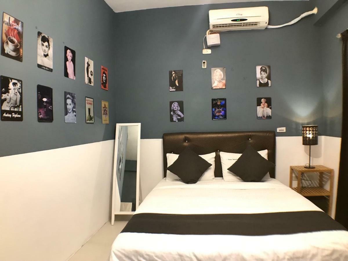 Time House Vacation Villa Кэньдин Экстерьер фото